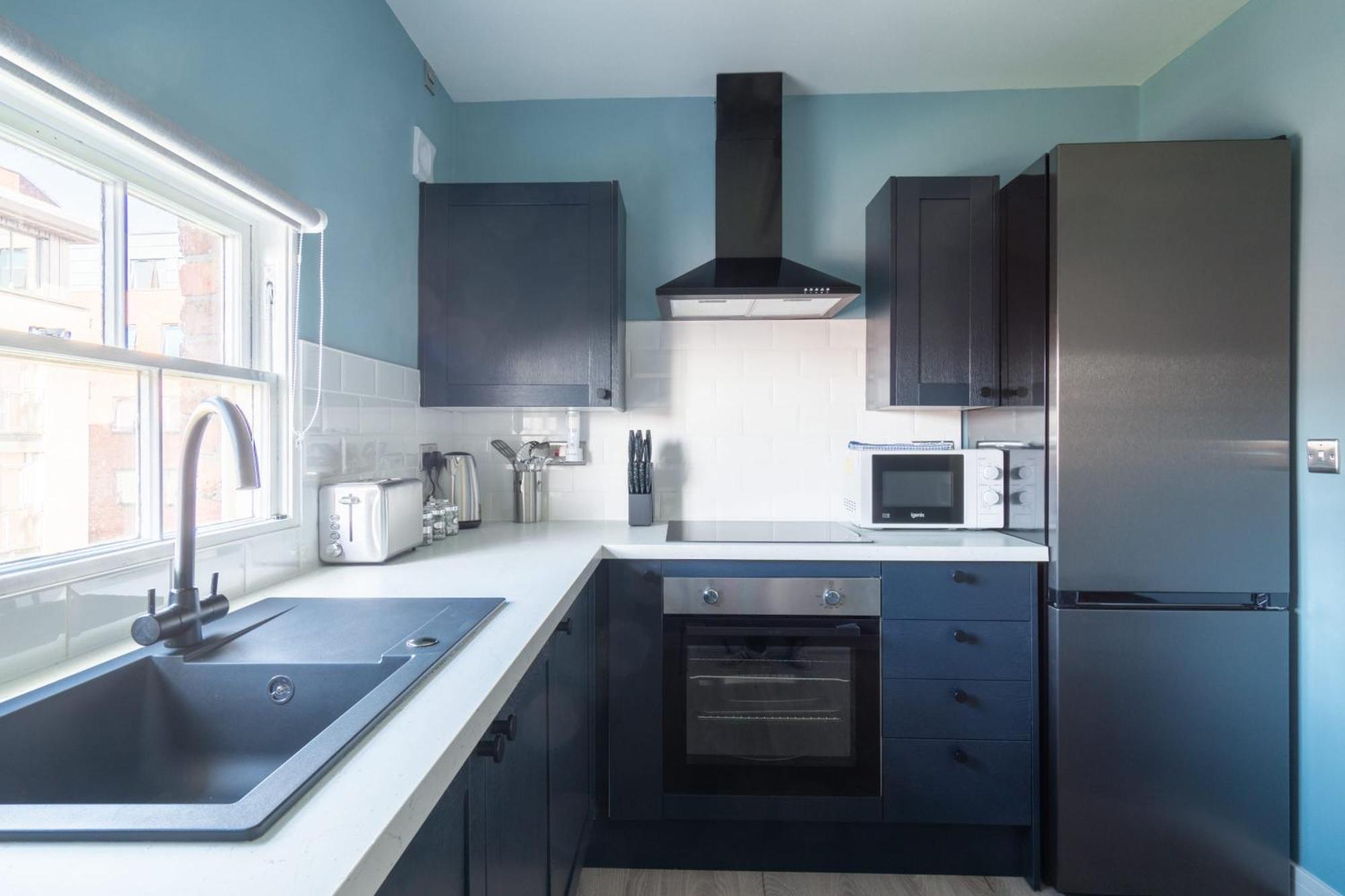 Charming 1 Bedroom In *